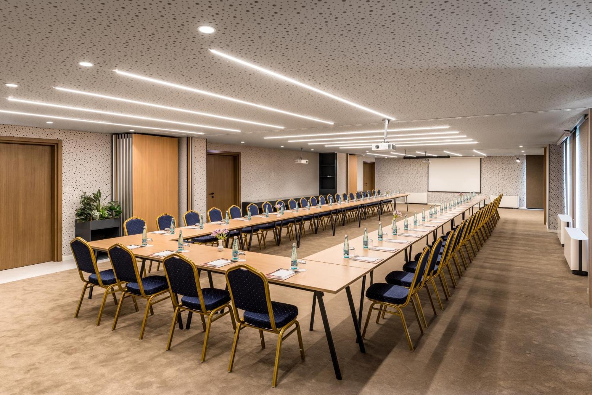 Mercure تيرانا المظهر الخارجي الصورة